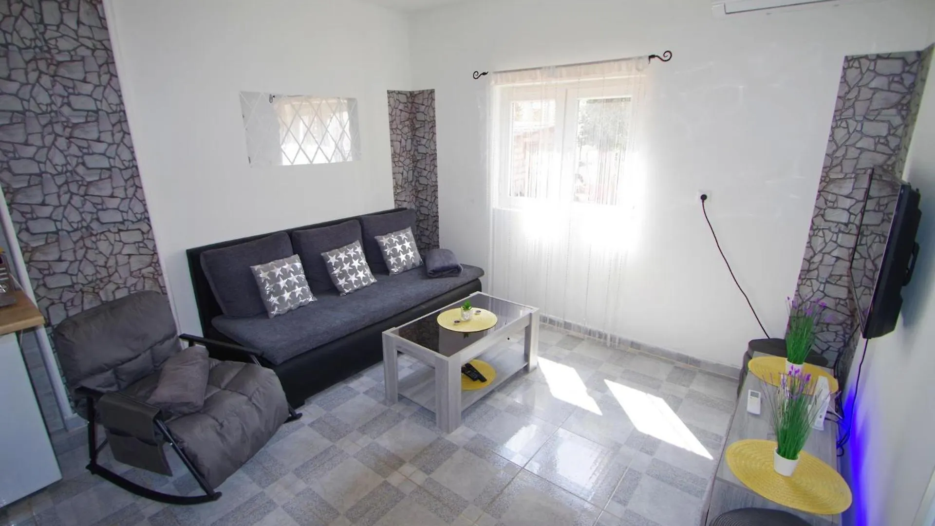 Holiday Apartment Marija Near Pula Center
