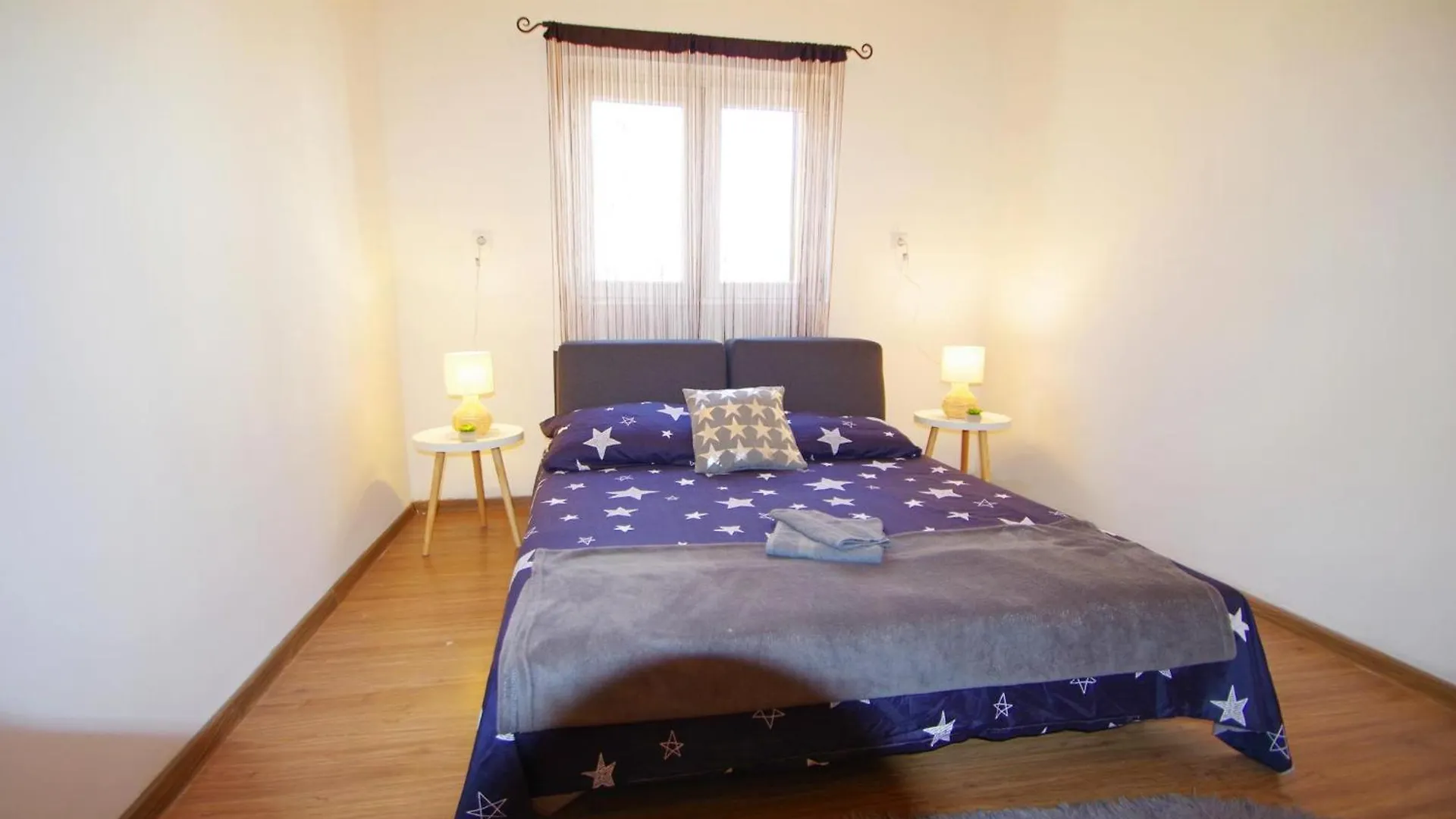 Holiday Apartment Marija Near Pula Center